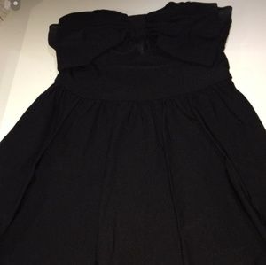 Sleevless bow Dress